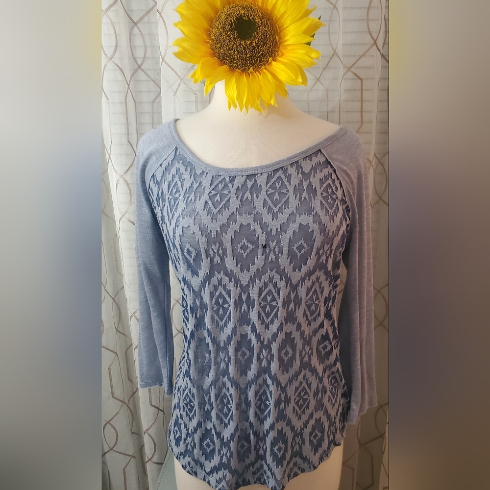 NWT Maurices Medium Zig Zag Multi Blue Colored Top